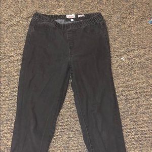 Black skinny pull on jeggings